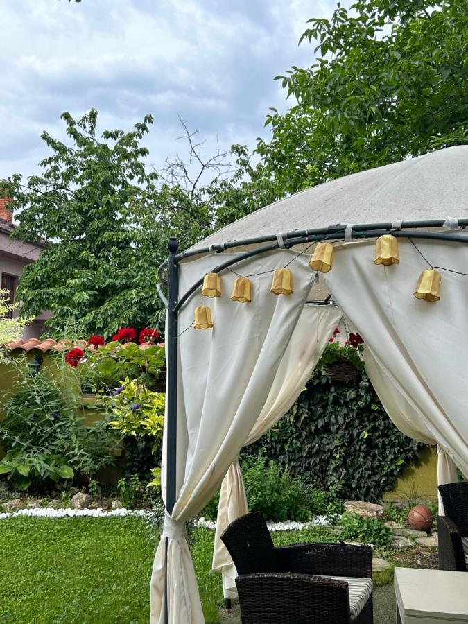 Lux Garden Home D Κουμάνοβο Εξωτερικό φωτογραφία