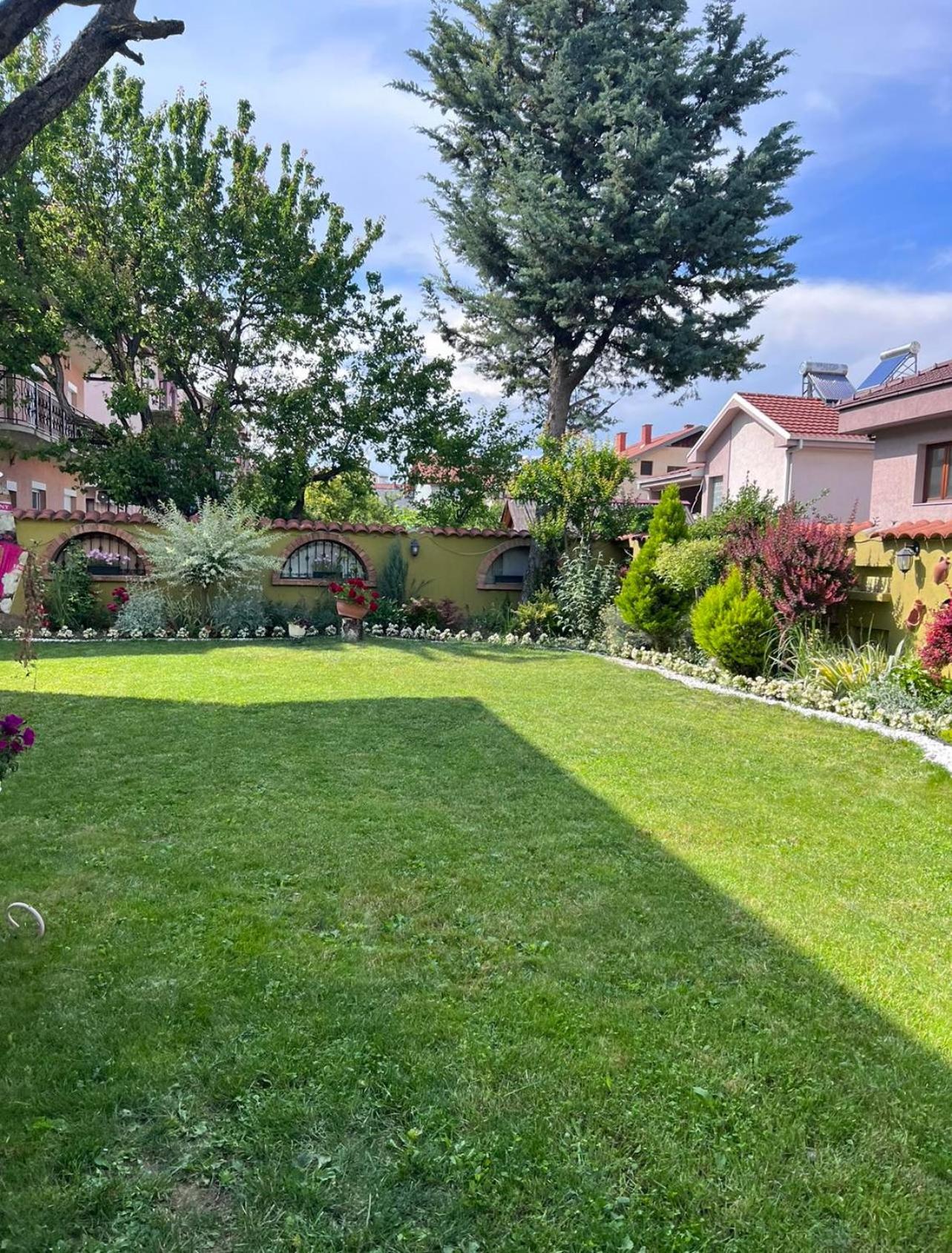 Lux Garden Home D Κουμάνοβο Εξωτερικό φωτογραφία